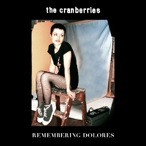 THE CRANBERRIES celebrates Dolores O’Riordan’s 50th birthday with “Remembering Dolores” livestream, playlist + new video