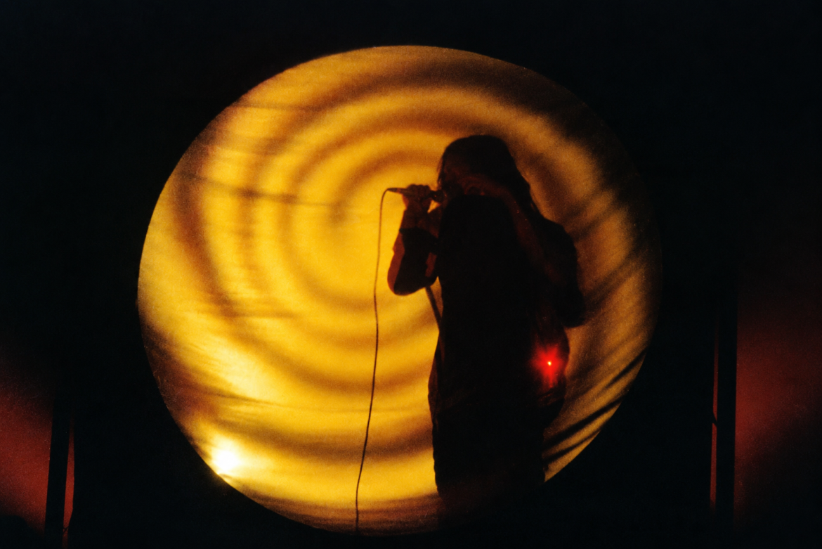 A Perfect Circle’s Darkest Era: A Look Back Inside the Mesmerizing Thirteenth Step Tour (December 6, 2003)  | Cedar Rapids, Iowa 2003 | Photos and Review