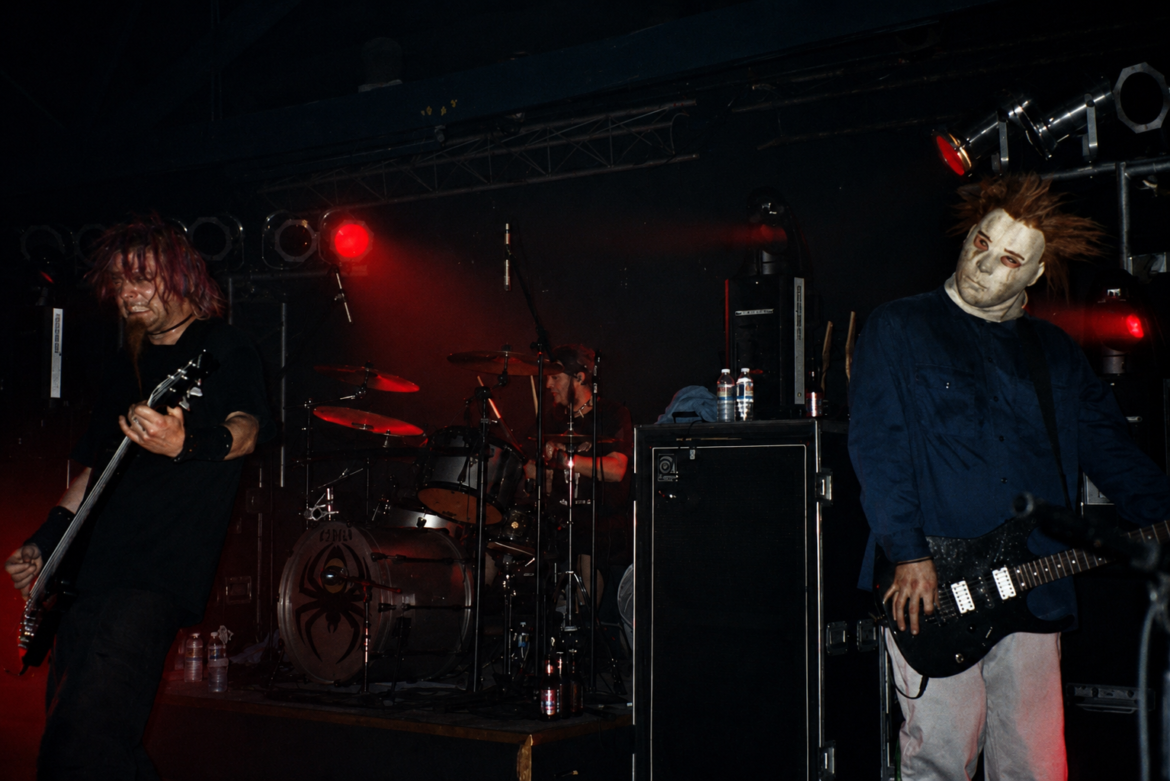 From the Archives: Cold, Dope, Flaw, and Lifer Show Des Moines, Iowa Thirteen Ways to Bleed on Stage | November 14, 2001 | Photos and Review