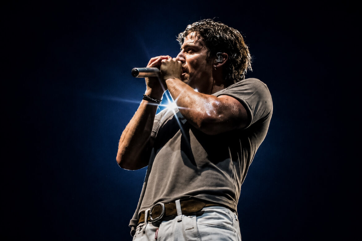 Benson Boone, Big Vocals & Bigger Backflips: Omaha Gets the Full Wanted Man Experience | September 1, 2026 | Photos & Review